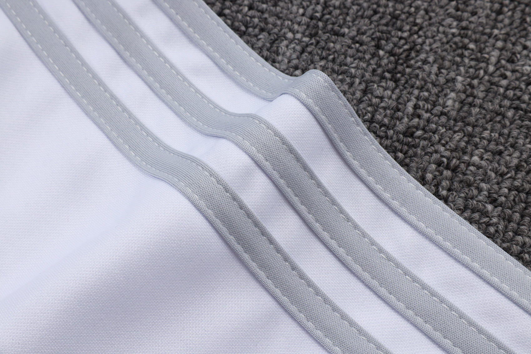 Fato de Treino Real Madrid CF 2025-26 - Camisola com Fecho