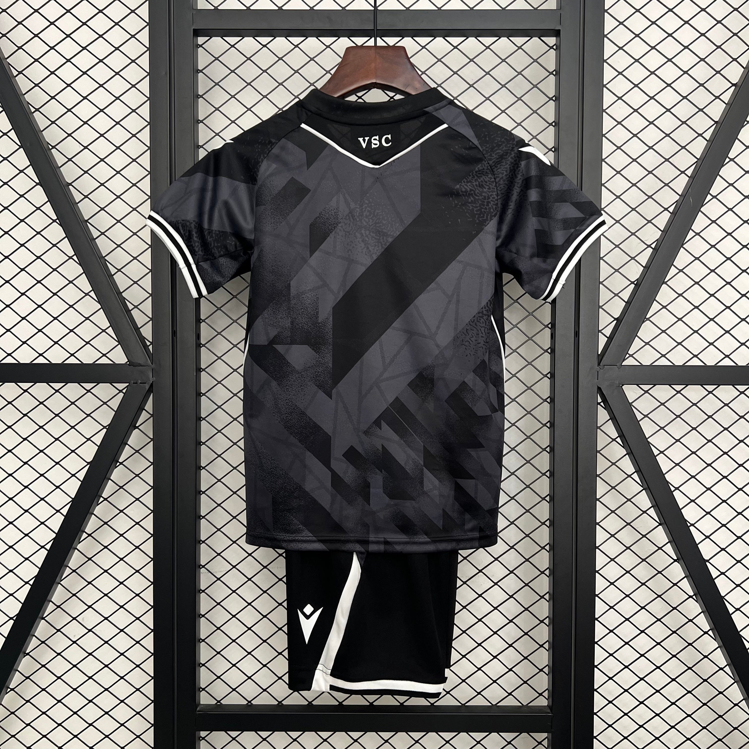 Kit Criança Vitoria SC 2025-26 Alternativo