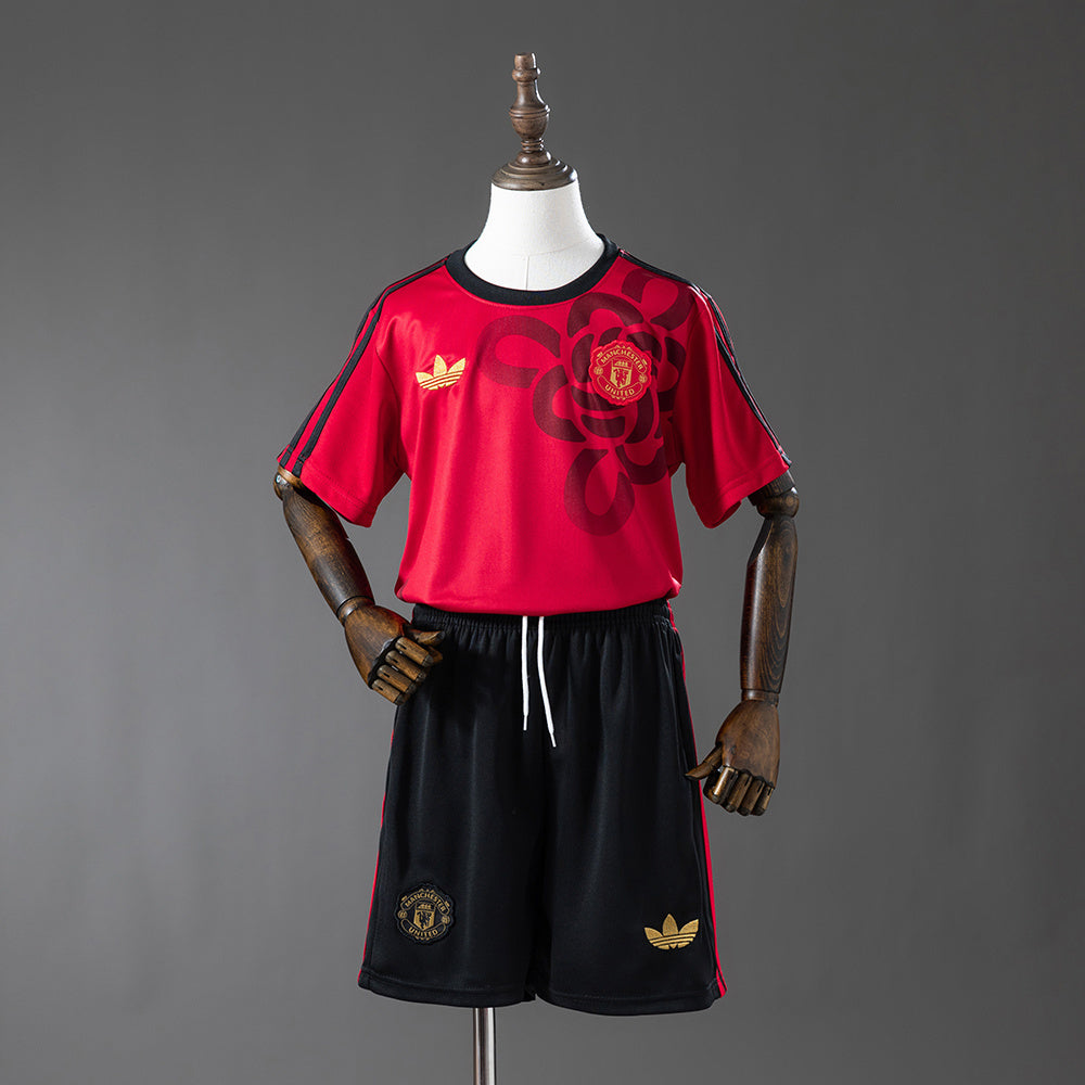 Kit Criança M-UNITED 2025-26 Edição Especial