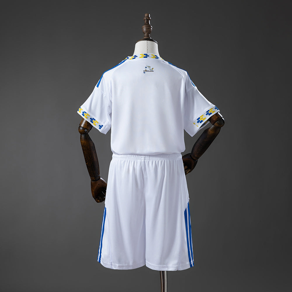 Kit Criança Leeds-U 2025-26 Principal