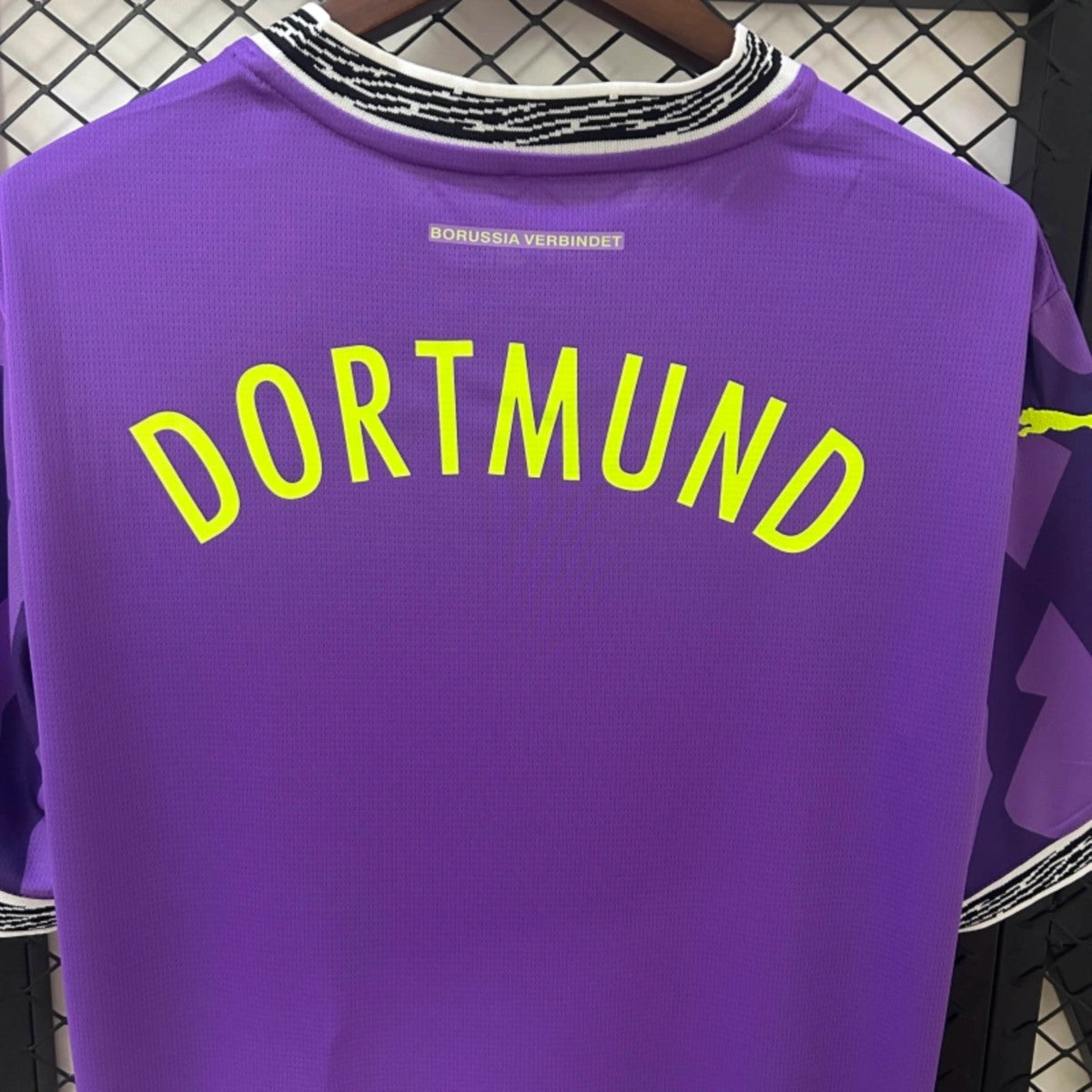 Camisola Borussia Dortmund 2025-26 Edição Especial Versão Adepto