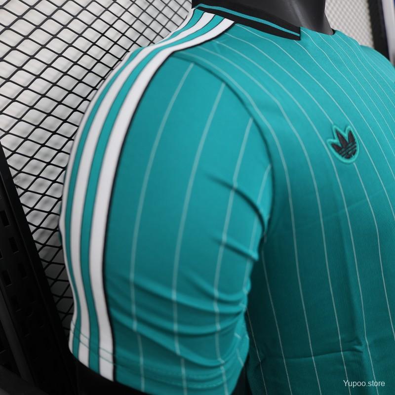 Camisola LIV 2025-26 Icon Range Travel Versão Jogador