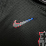 Kit Criança FC Barcelona 2025-26 Edição Travis Scott
