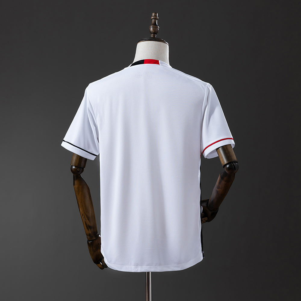 Camisola EC Vitoria 2025-26 Alternativa Branca Lisa Versão Adepto