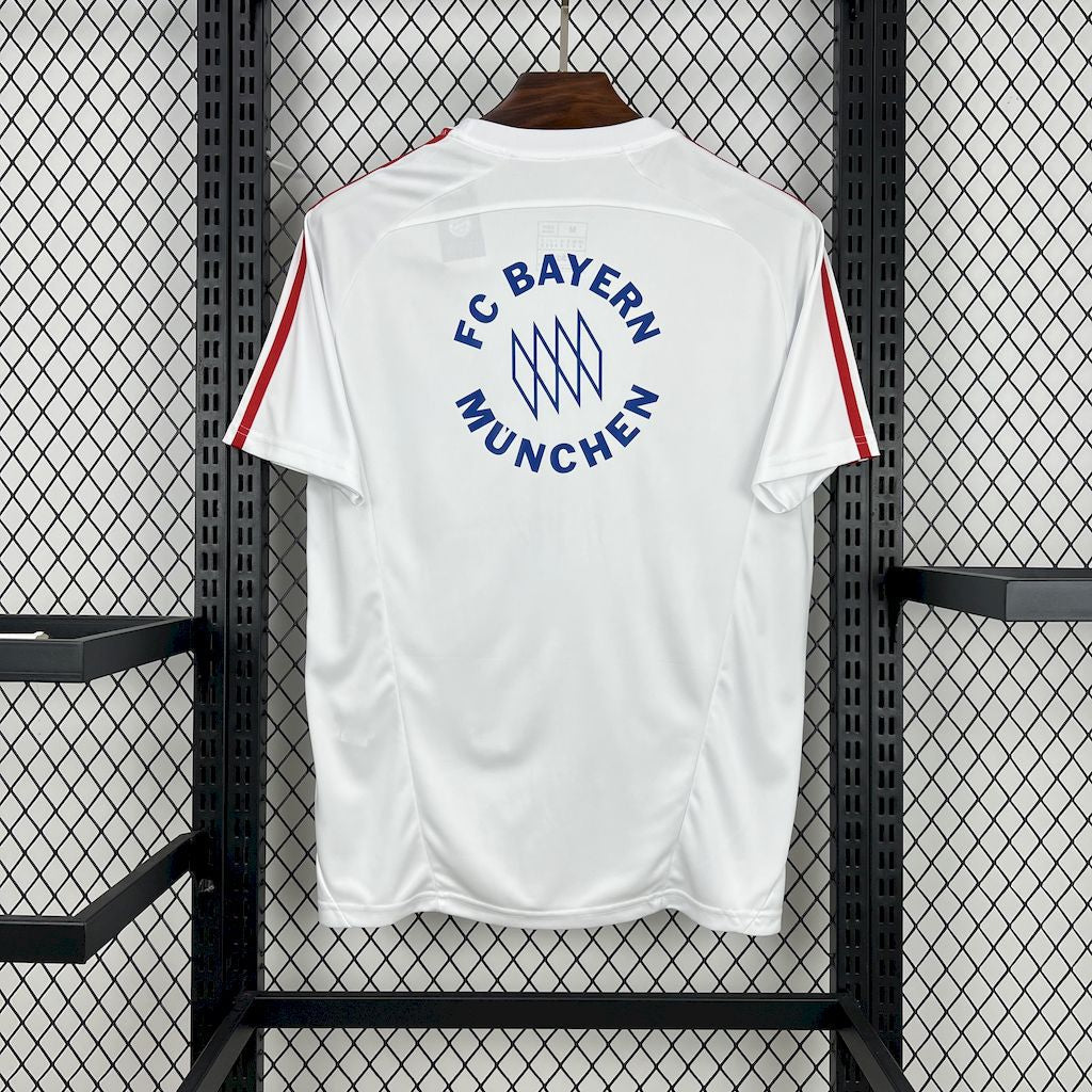 Camisola FC Bayern Munique 2025-26 Edição Especial Versão Adepto