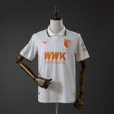 Camisola FC Augsburg 2025-26 Alternativa Branca Versão Adepto