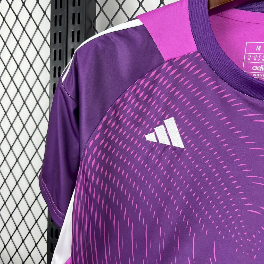 Camisola FC Bayern Munique 2025-26 Guarda-Redes Versão Adepto