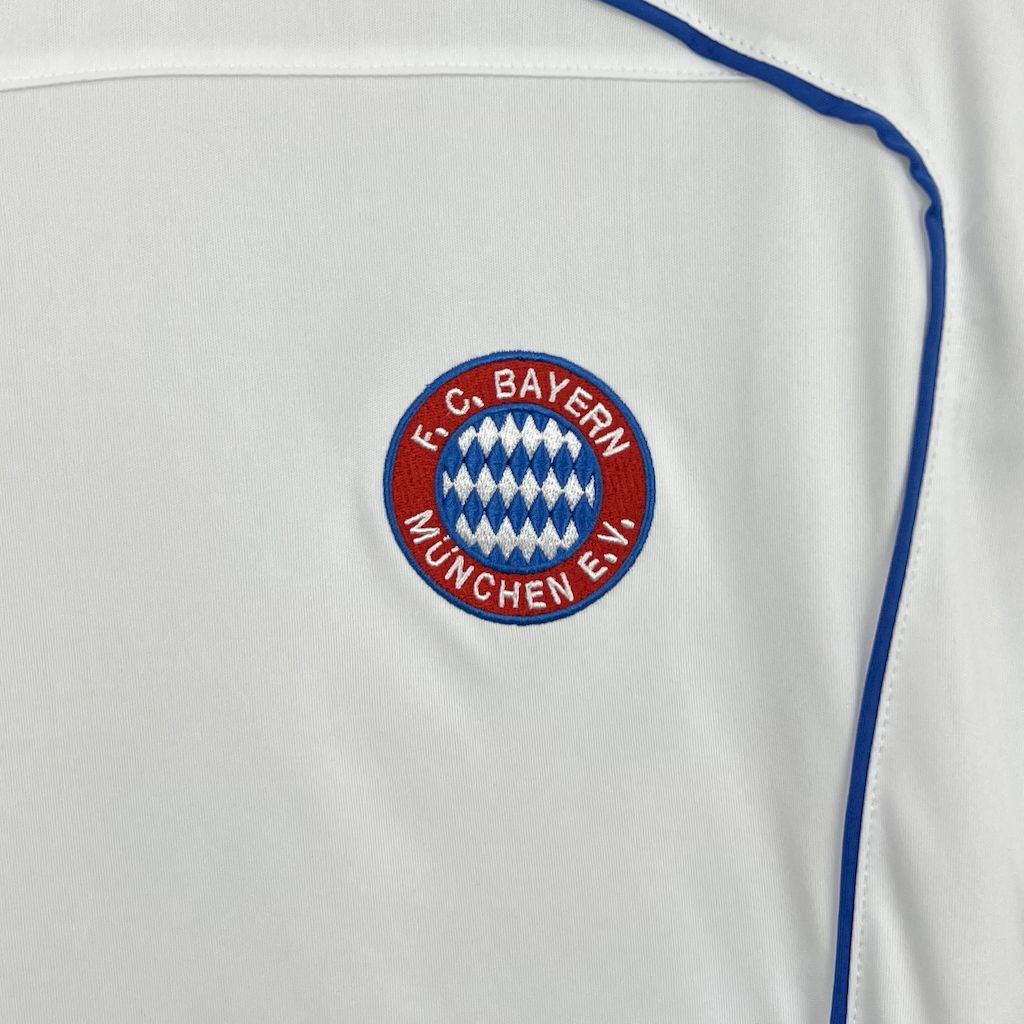 Camisola FC Bayern Munique 2025-26 Edição Especial Versão Adepto