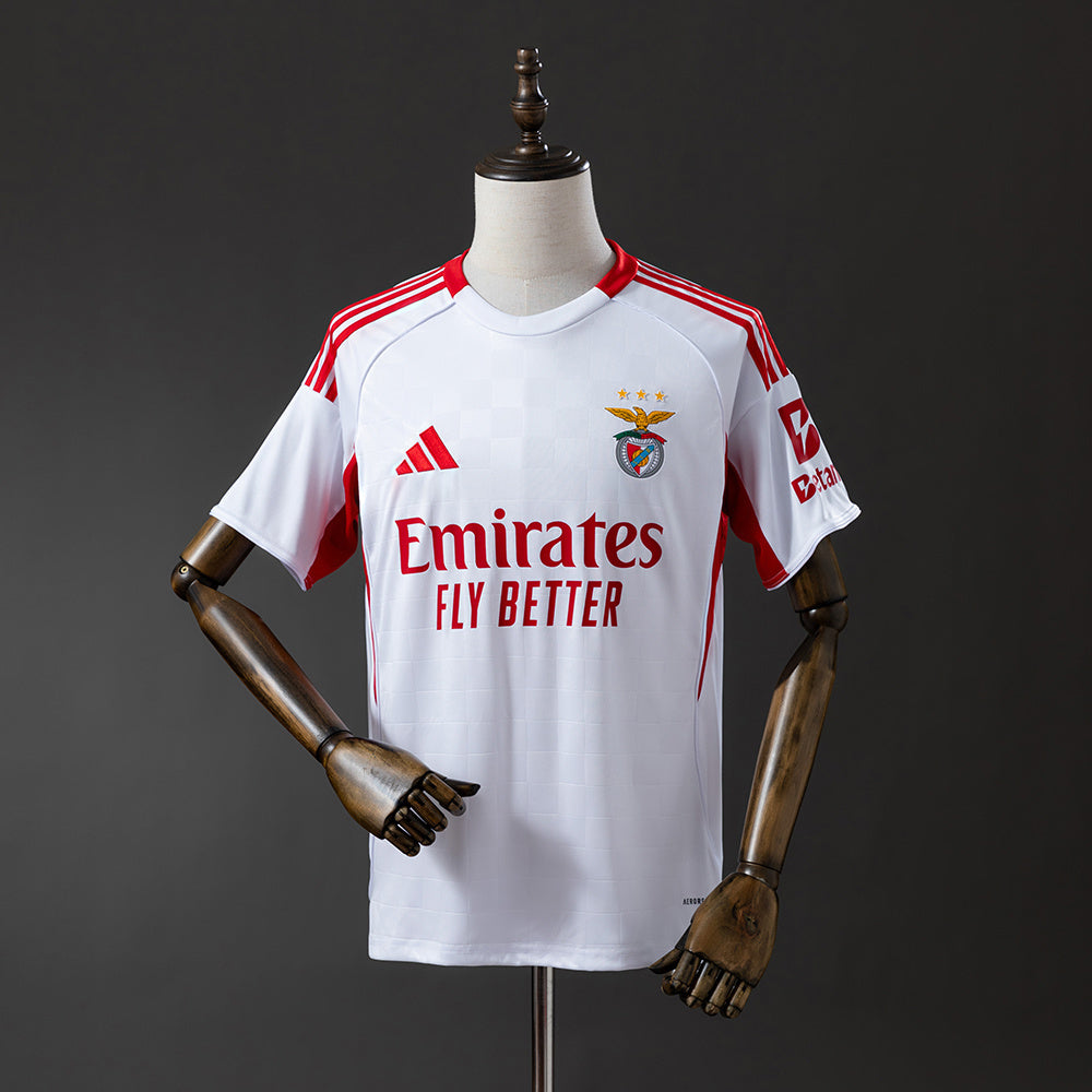 Camisola SLB 2025-26 Alternativa Branca Versão Adepto