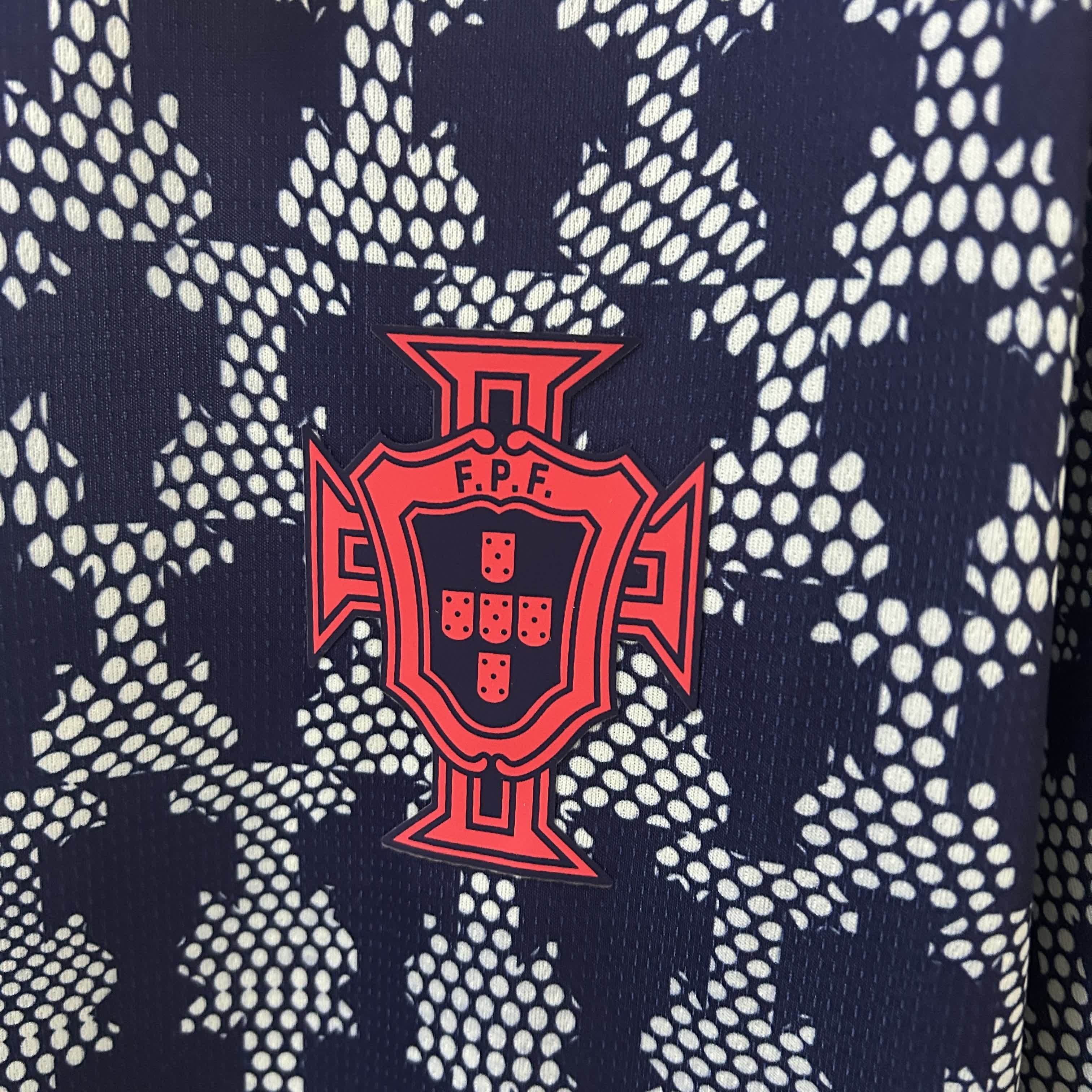 Camisola Seleção Portugal Aquecimento Especial 2025
