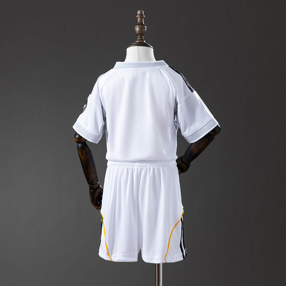 Kit Criança Real Madrid CF 2025-26 Principal
