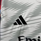 Camisola Real Madrid CF 2025-26 Pre-Match Versão Adepto