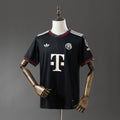 Camisola FC Bayern Munique 2025-26 Alternativa Preta Versão Adepto