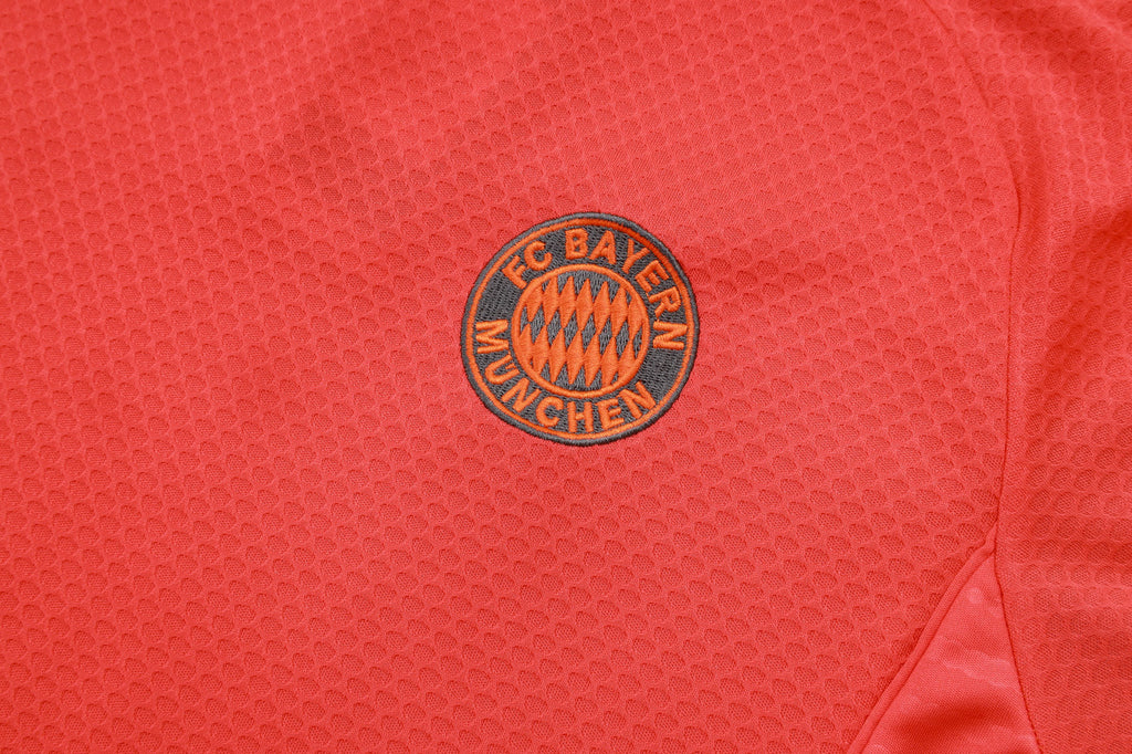 Kit Treino Camisola FC Bayern Munique 2025-26