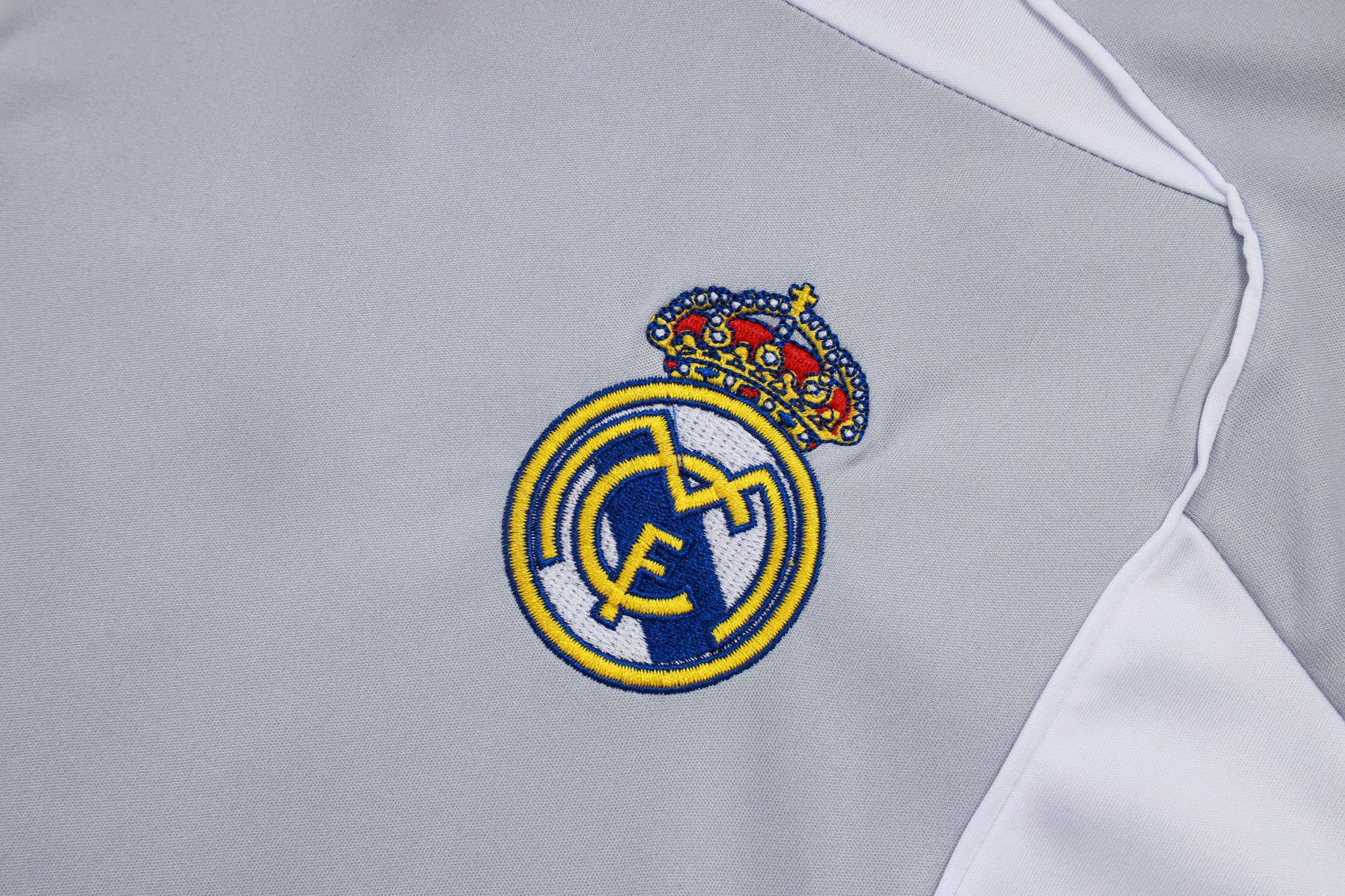 Kit Treino Manga Cava Real Madrid CF 2025-26