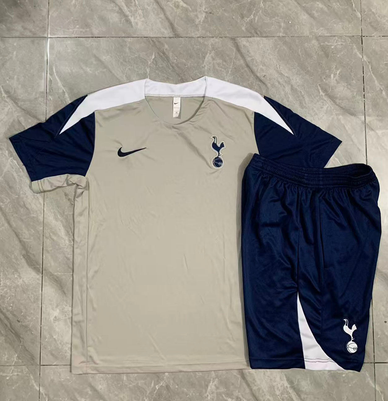 Kit Treino Camisola TOT 2025-26