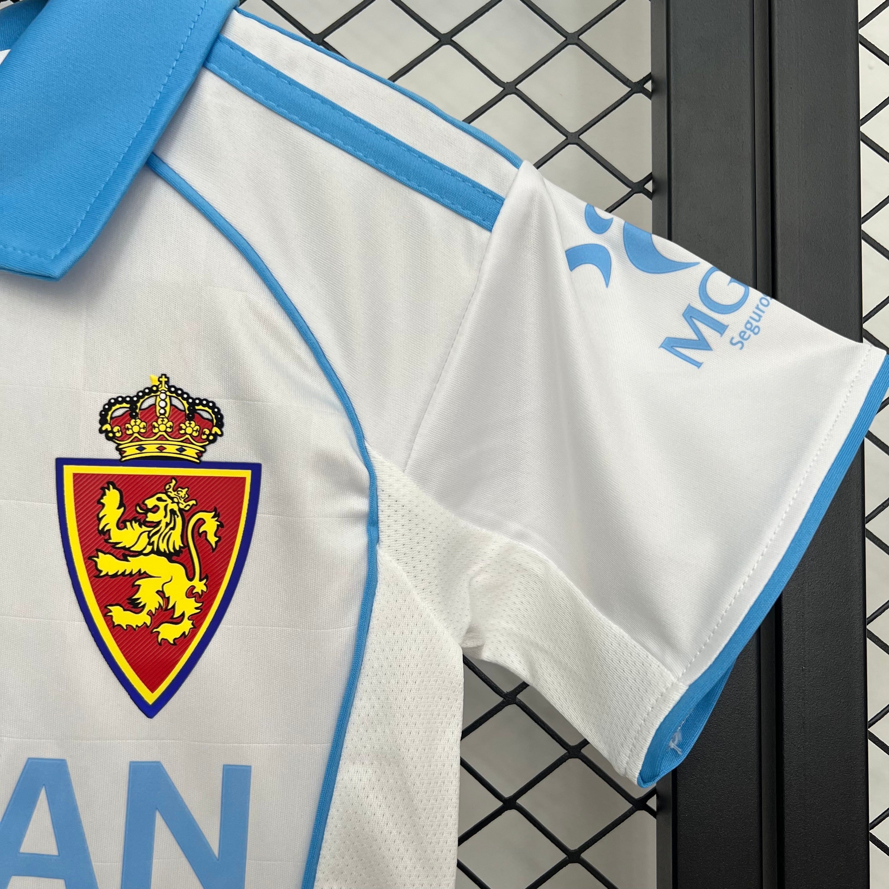Kit Criança Real Saragoça 2025-26 Principal