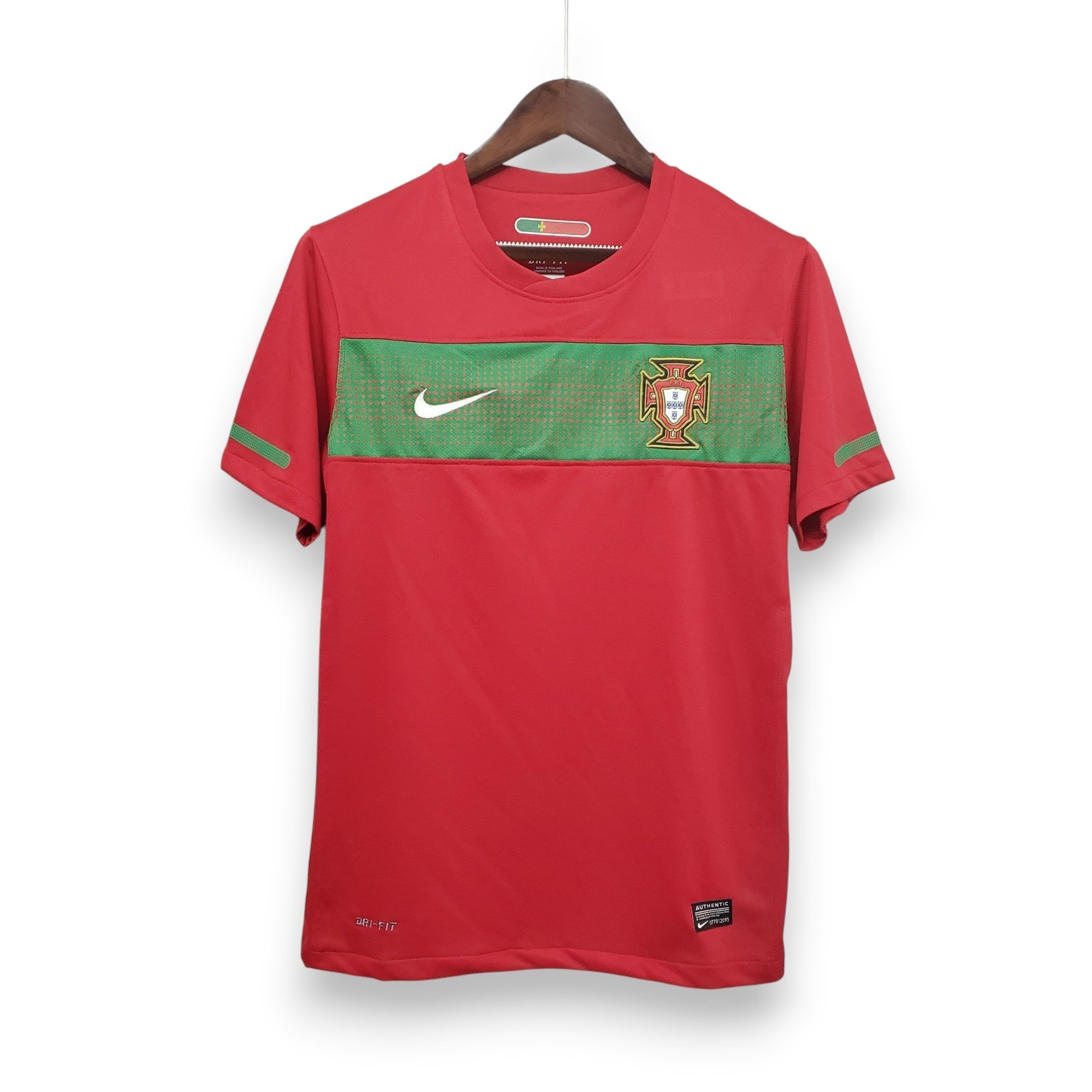 Camisola Portugal Principal Retrô 2010