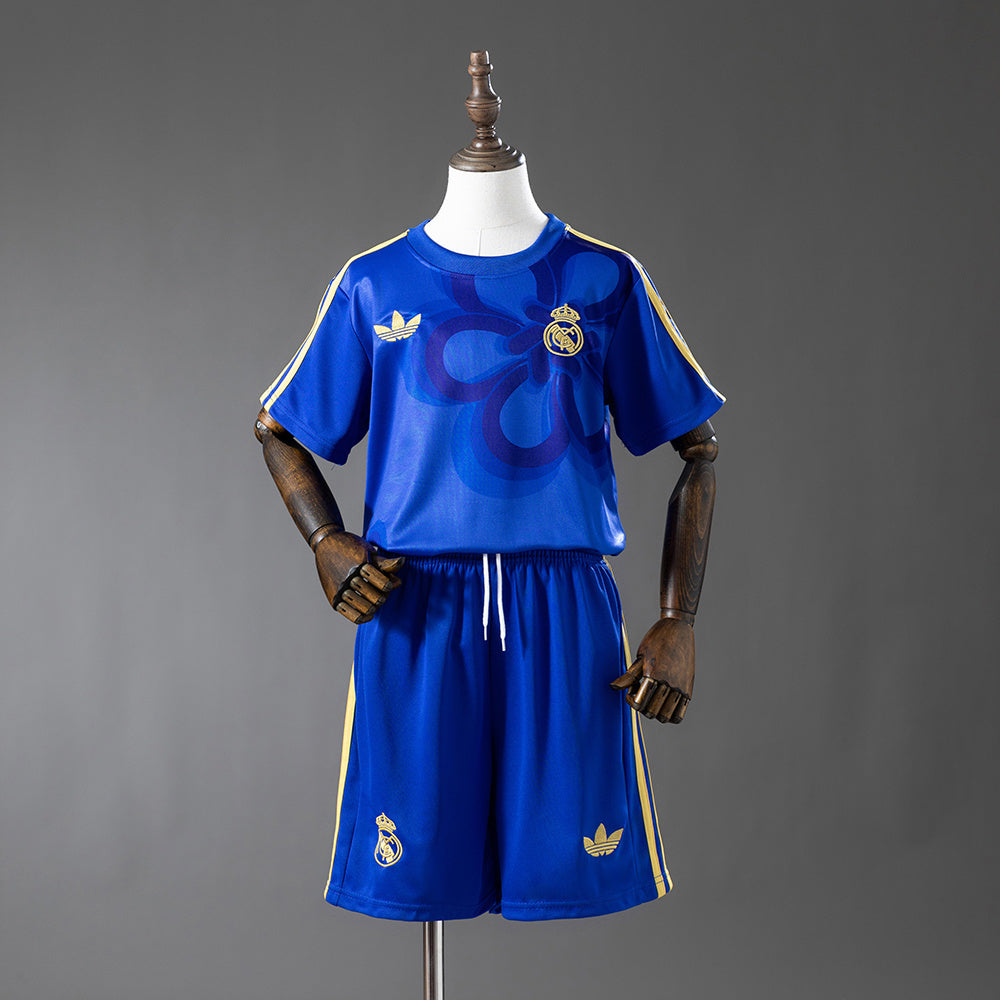 Kit Criança Real Madrid CF 2025-26 Edição Especial