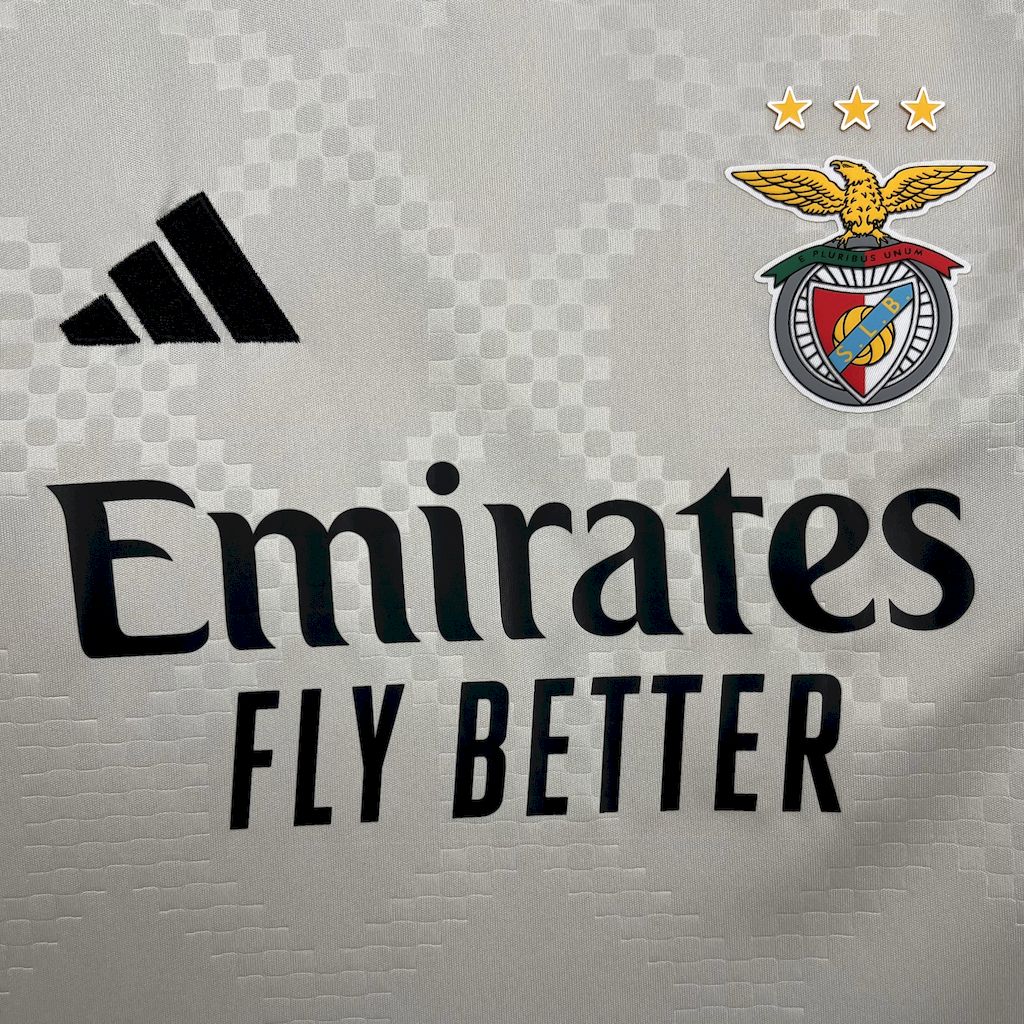 Kit Criança SLB 2025-26 Alternativo Beje