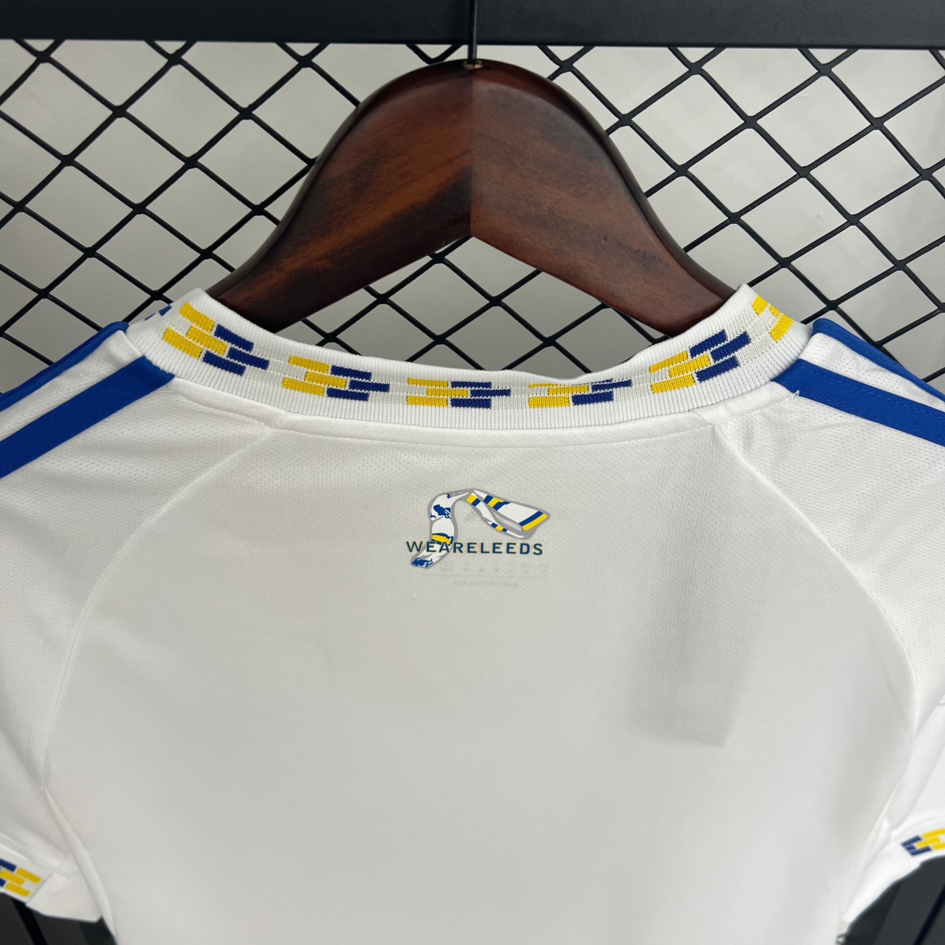 Camisola Leeds-U 2025-26 Principal Versão Adepto