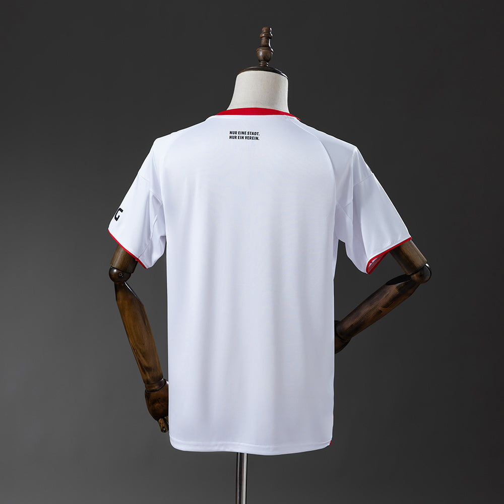 Camisola SG Eintracht Frankfurt 2025-26 Alternativa Branca Versão Adepto