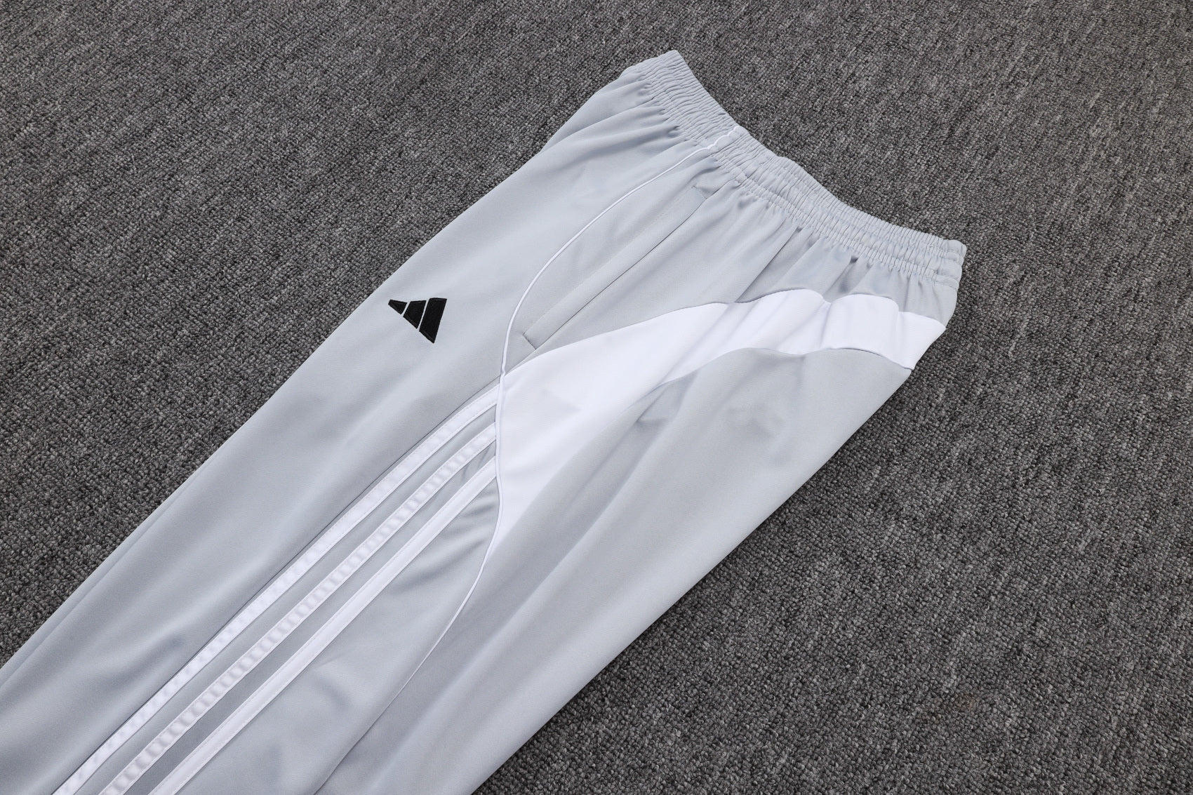 Fato de Treino Real Madrid CF 2025-26 - Camisola com Fecho