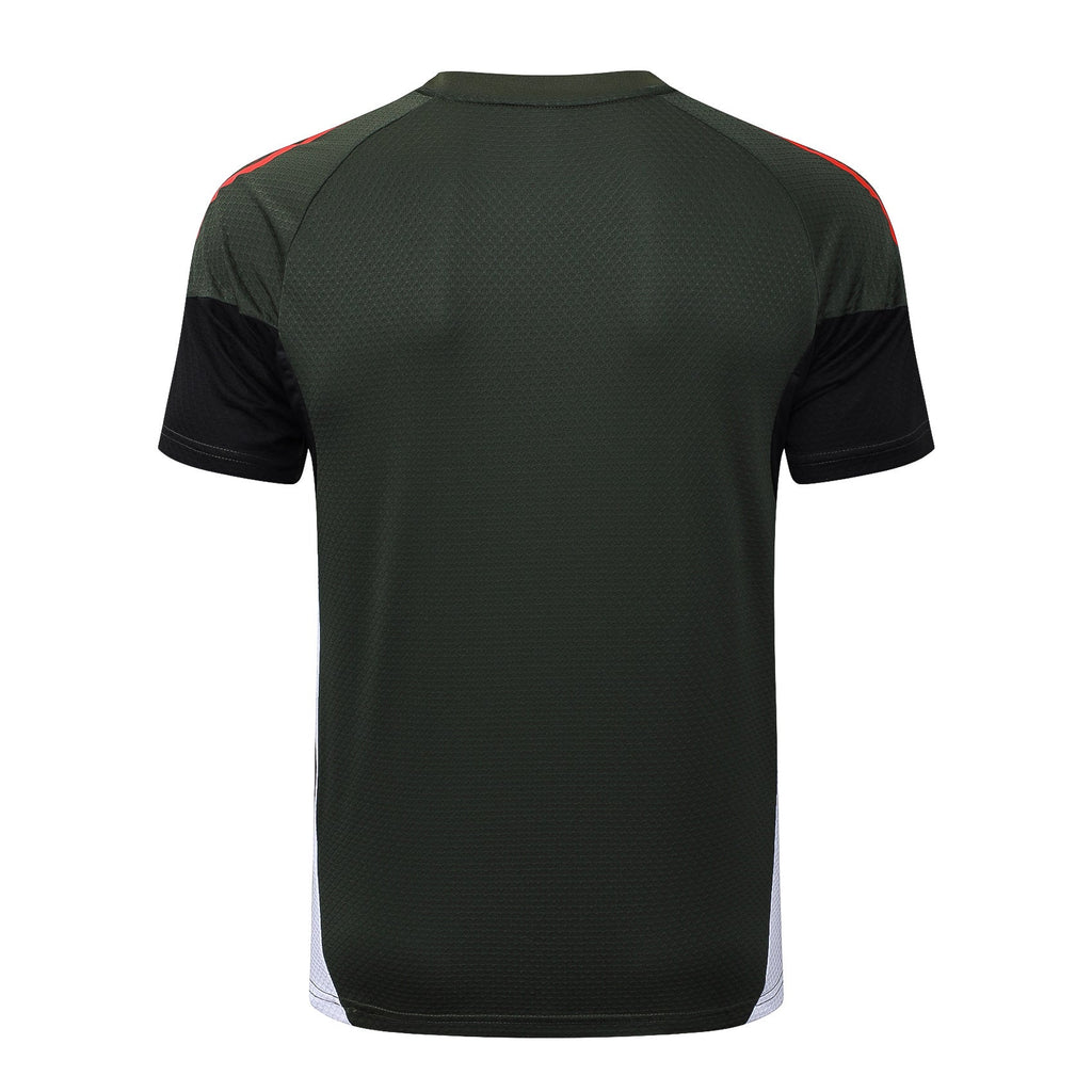 Kit Treino Camisola FC Bayern Munique 2025-26