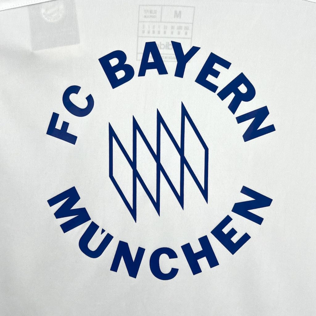 Camisola FC Bayern Munique 2025-26 Edição Especial Versão Adepto
