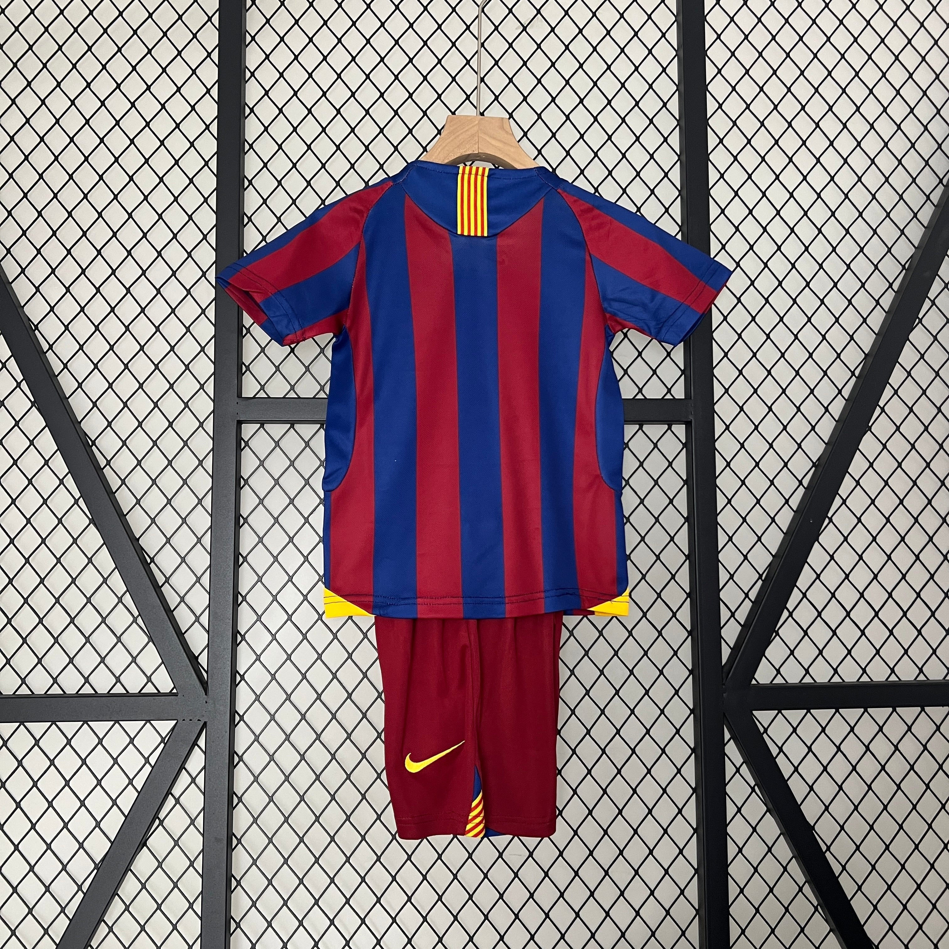 Kit Criança FC Barcelona 2005-06 Principal