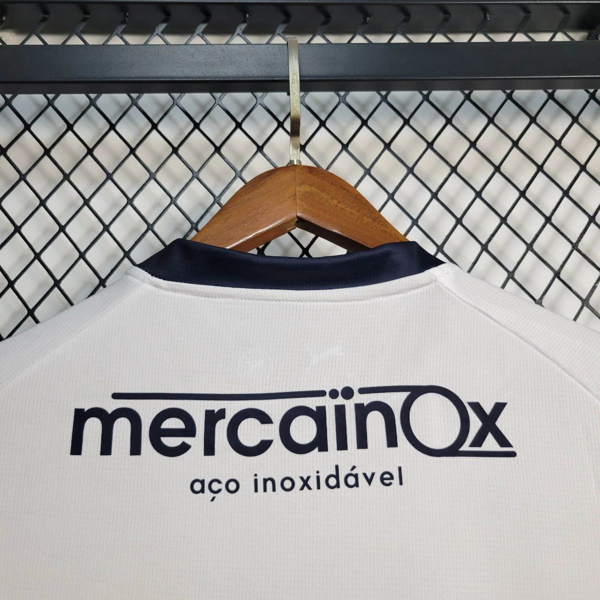 Camisola FC Famalicão 2025-26 Principal Versão Adepto