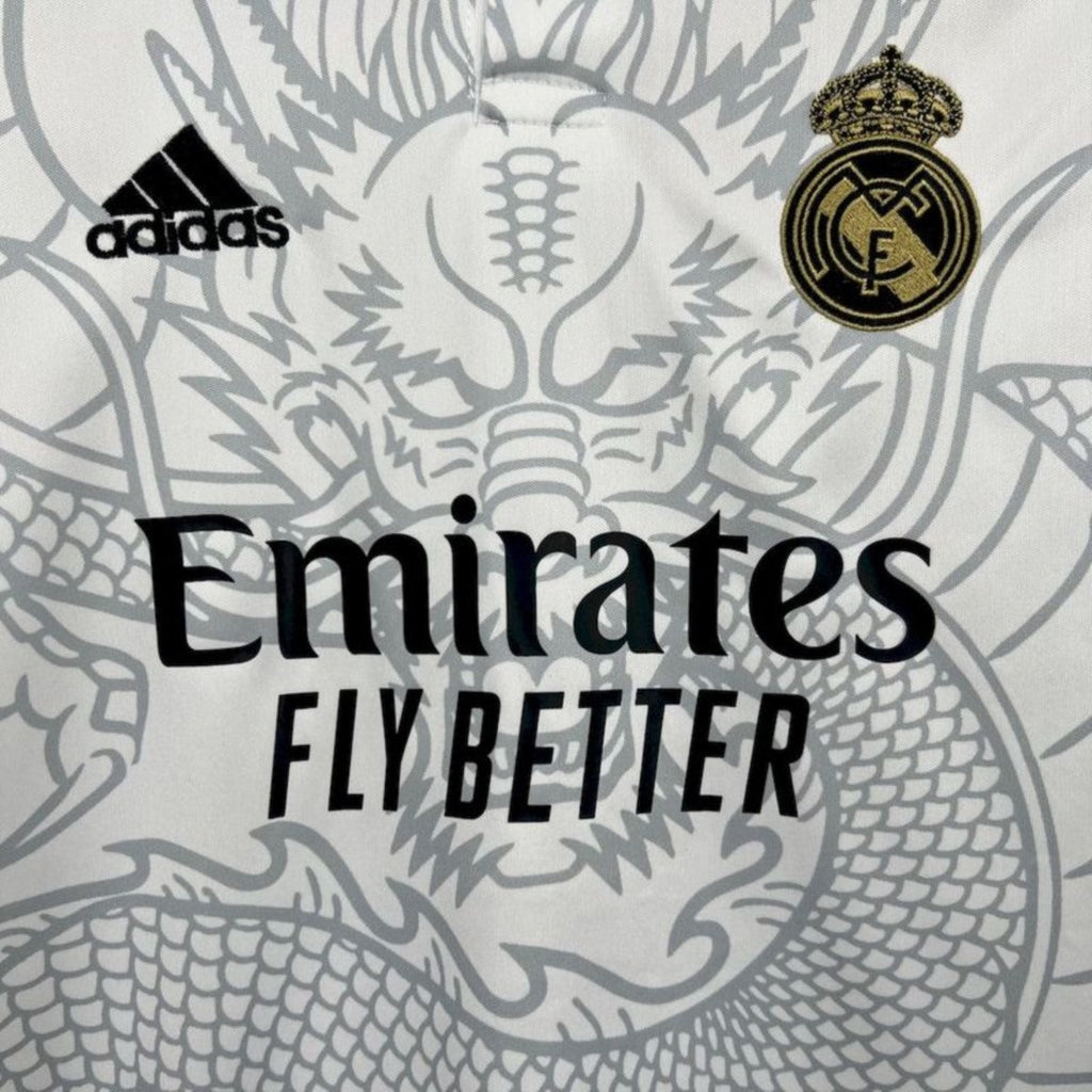 Kit Criança Real Madrid CF 2025-26 Edição Especial