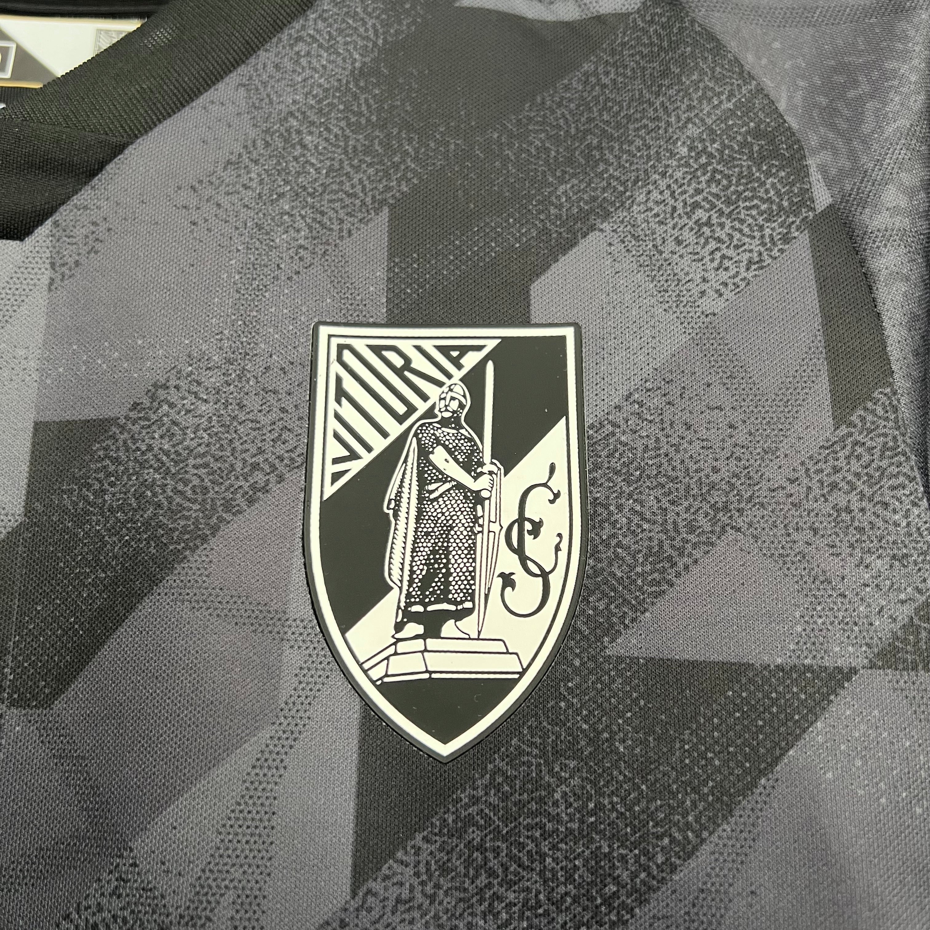 Kit Criança Vitoria SC 2025-26 Alternativo