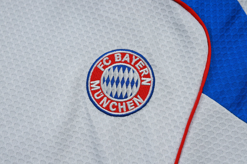 Kit Treino Camisola FC Bayern Munique 2025-26