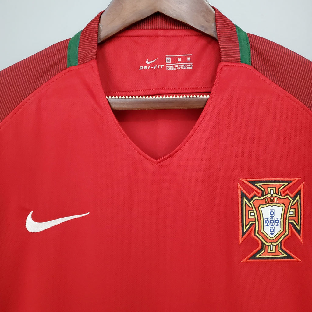 Camisola Portugal Retrô - Versão Final Euro 2016